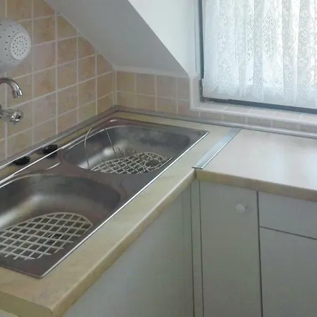 Four Bedroom In * Замарди